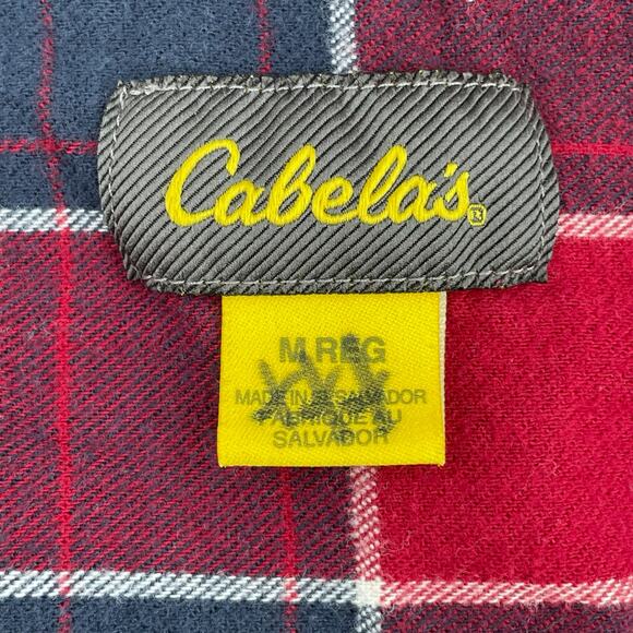 Cabelas Flannel Button Down Plaid Fall Winter Holiday Red Navy Blue Shirt Size M - Picture 6 of 8